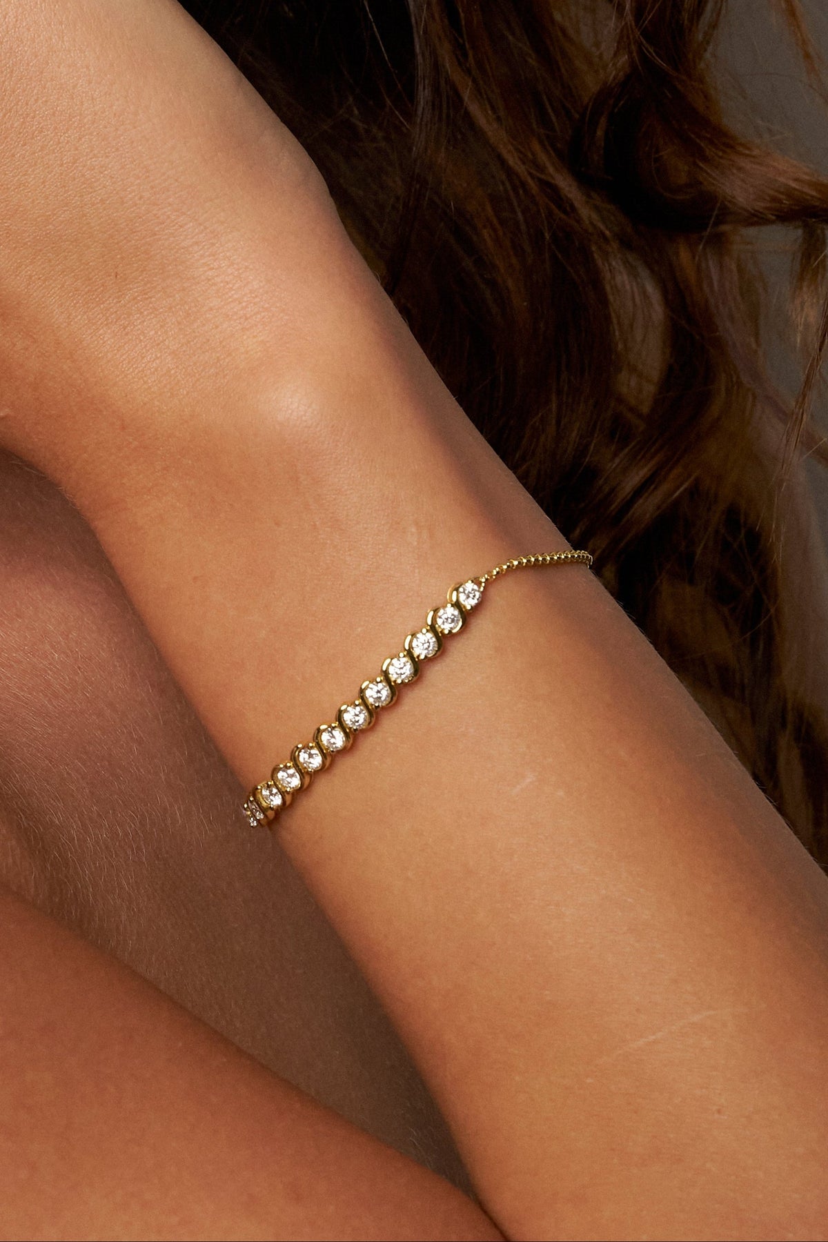 Pulseira de Moissanite com 12 Pedras e Banho de Ouro Callista