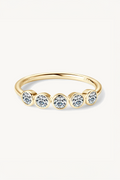 Anel Cinco Pedras de Moissanite com Banho de Ouro