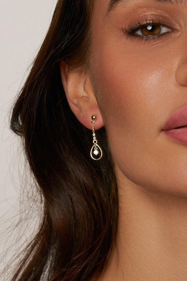 Brinco Gota de Moissanite com Corrente Radiance