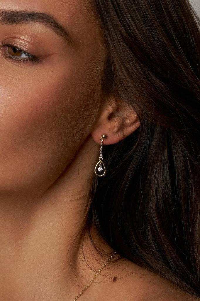 Brinco Gota de Moissanite com Corrente Radiance
