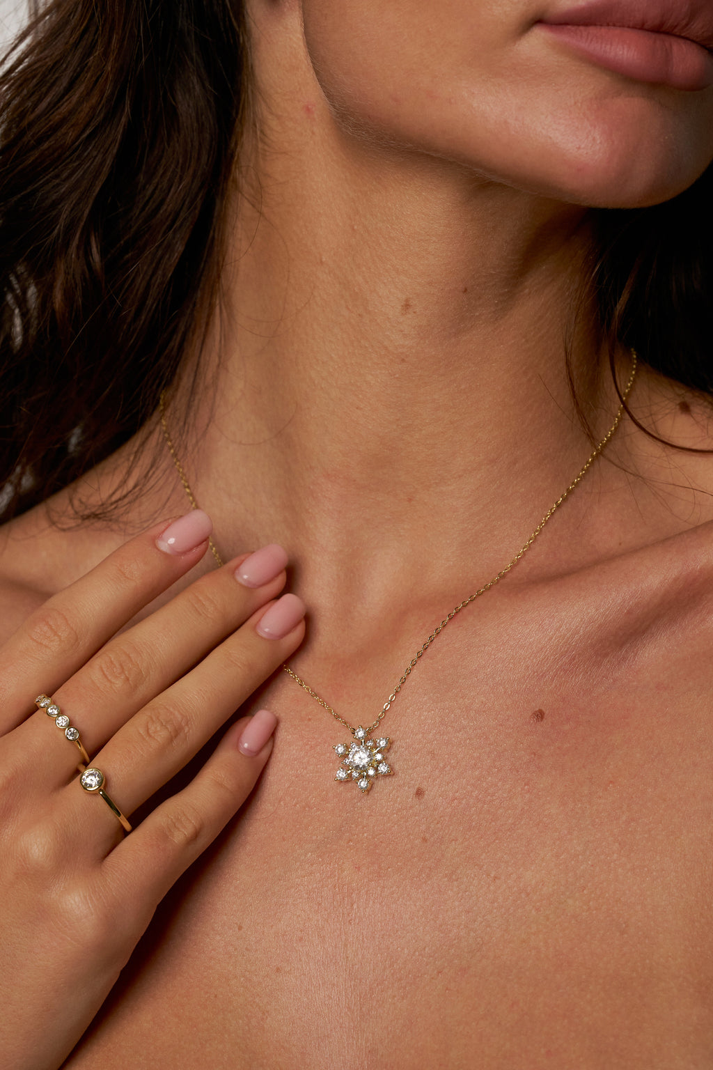 Colar Floco de Neve de Moissanite com Banho de Ouro