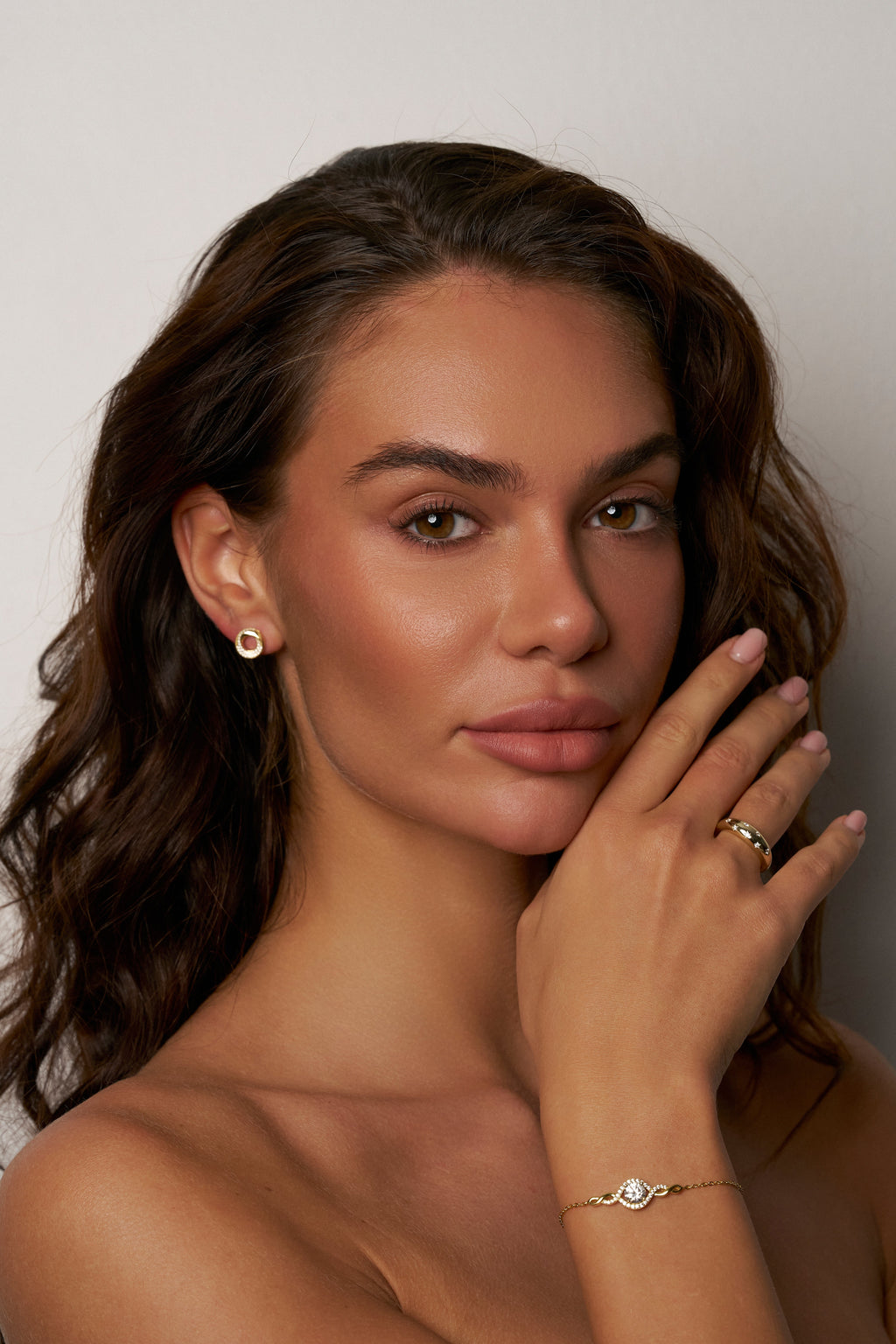 Anel Estrelas de Moissanite com Banho de Ouro Starry